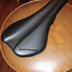 Saddle