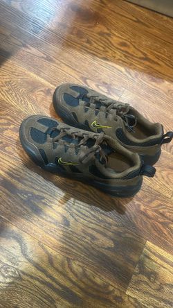 Nike Tech Hera Cacao Wow (Women's) 