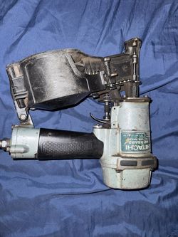 Roofing nail gun