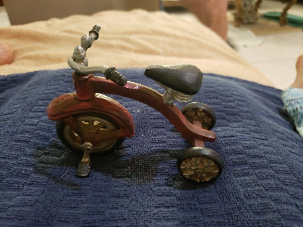 ANTIQUE TOY..Mini Hand Crafted cast Iron Tricycle Bike Cycle unique rare 5” X 4”