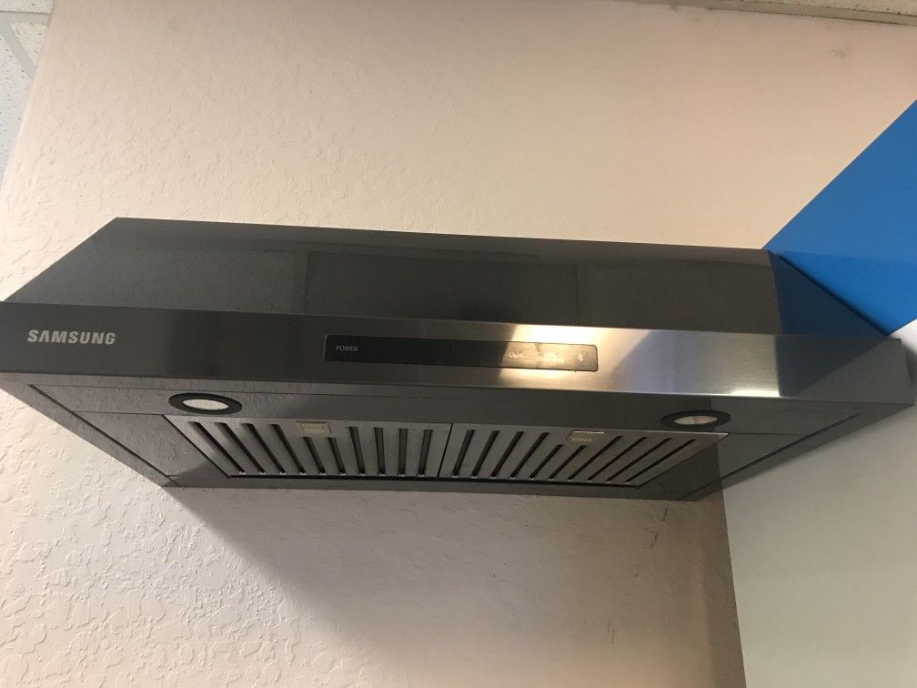 BRAND NEW SAMSUNG RANGE HOOD!!!!!! for Sale in Sacramento, CA OfferUp