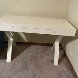 White Desk 