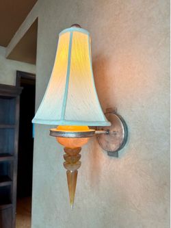 Designer Wall Sconce – Believed to be Fine Art Lamps (circa 2004)