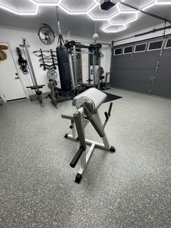 TUFF STUFF heavy duty Preacher Curl Machine, fully adjustable, in great condition.