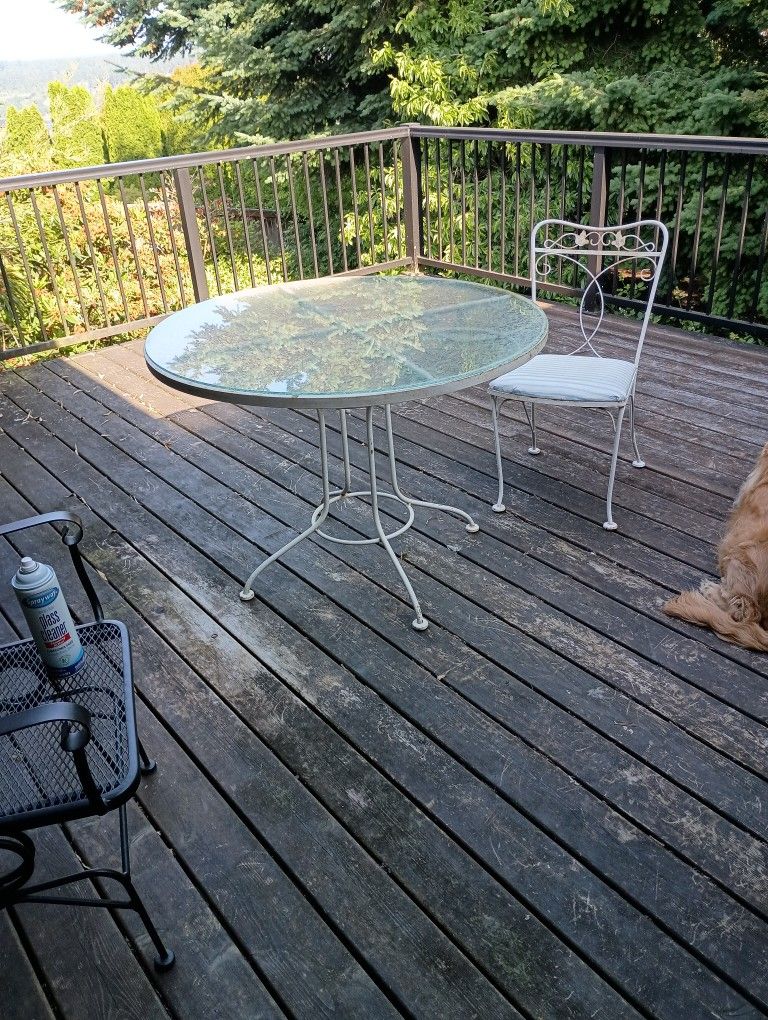 Vintage Metal Patio Table