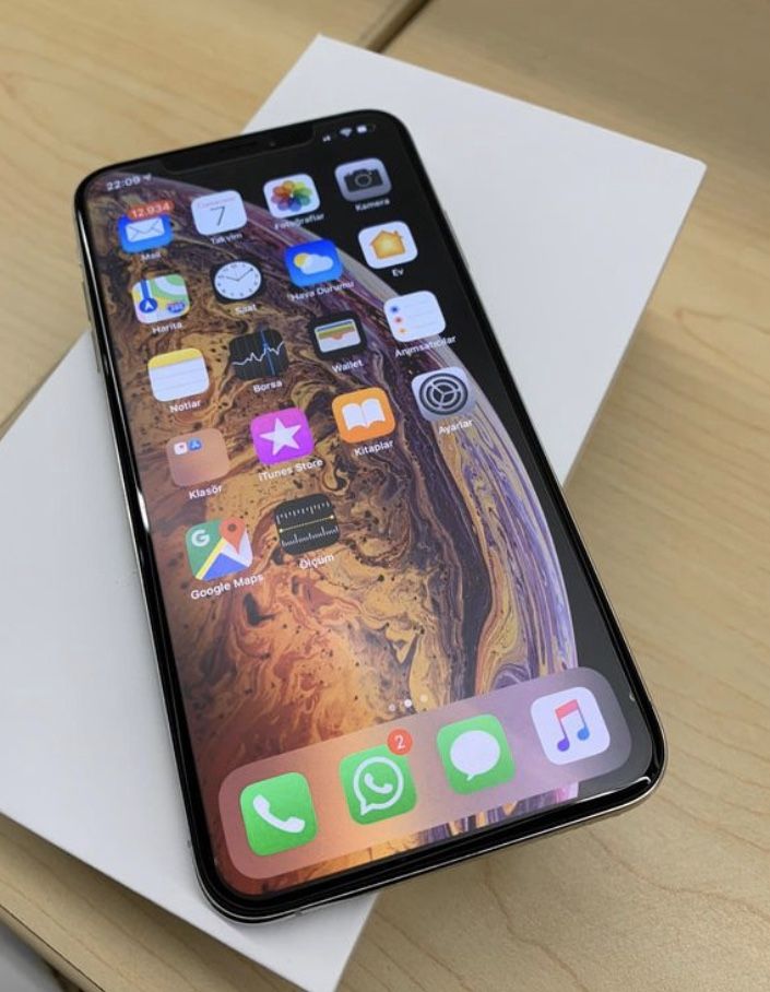 I phone XS Max 64 GB golden color only cash