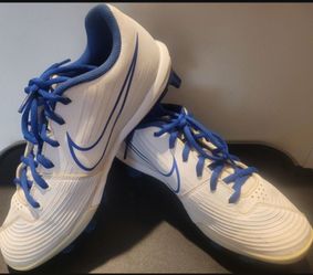 Baseball/softbal girll cleats