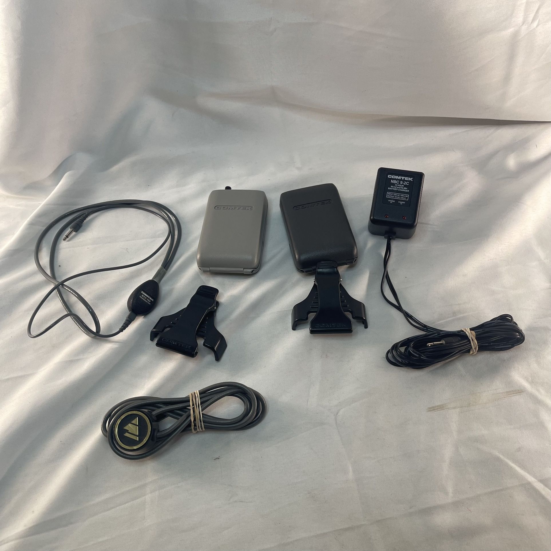USED COMTEK M216 PR216 Auditory WIRELESS TRANSMITTER and RECEIVER READ Look 👀