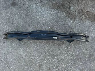 2012-18 BMW 328i Xdrive REAR REINFORCEMENT BAR OEM