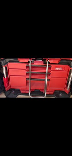 Milwaukee packout