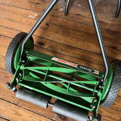 Manual Lawnmower “ Scott’s “