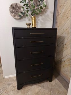 Tall dresser