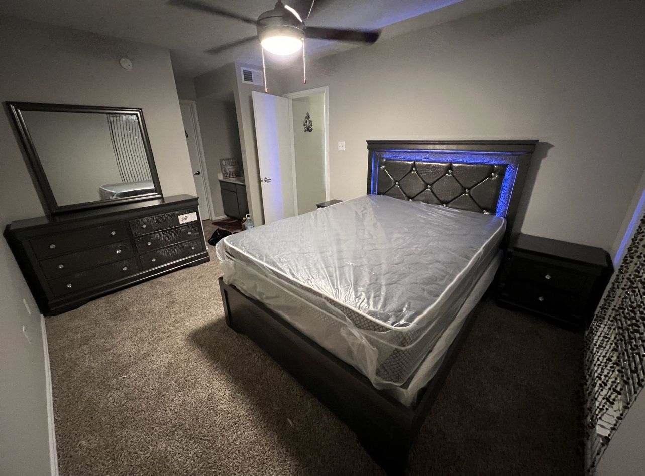 Bedroom Set Dresser And Chest Night Stand Furniture On Sale