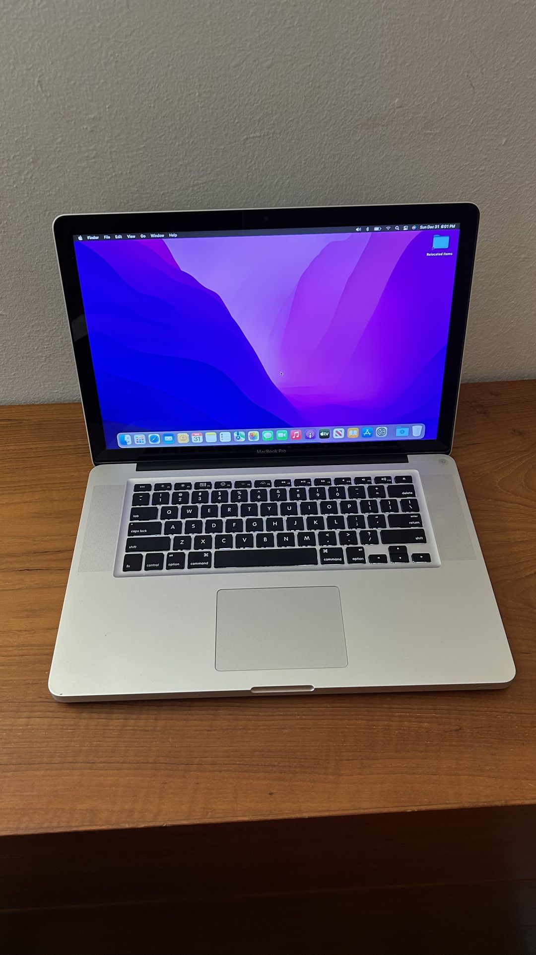 Apple MacBook Pro 15” I7/8GB/256GB SSD $175