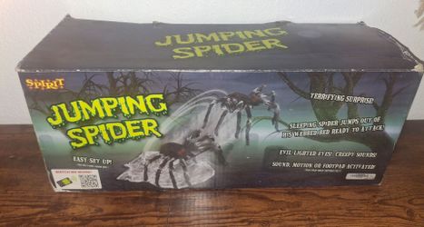 Halloween Animatronic jumping spider