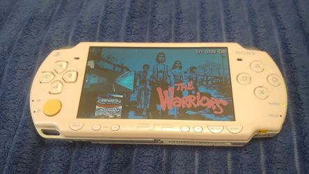 Psp game console pink 30gb
