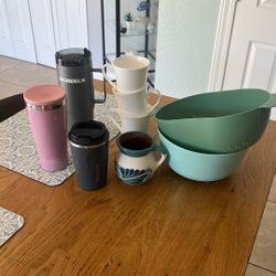 Mugs, Tumblers & Colanders