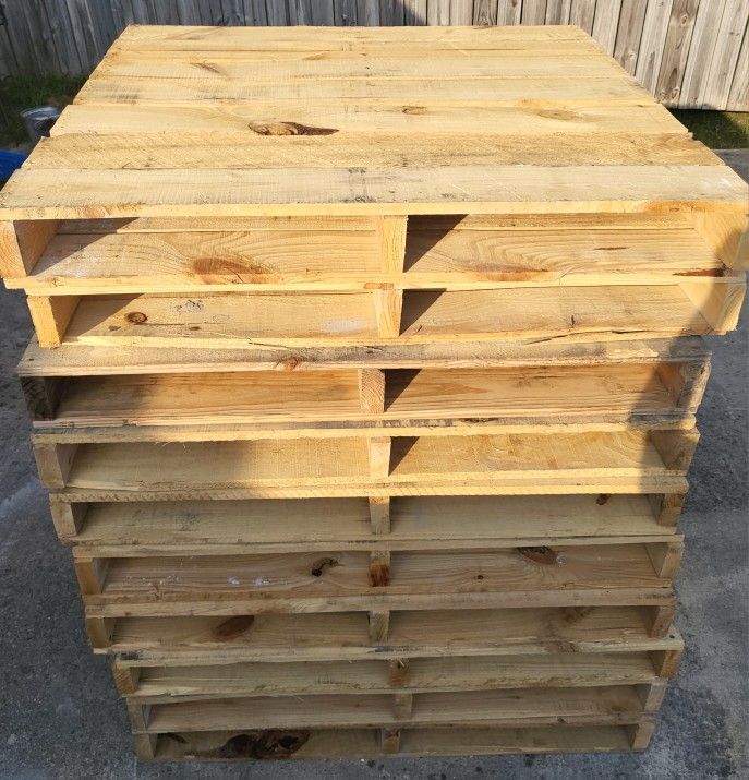 Heavy Duty Pallets