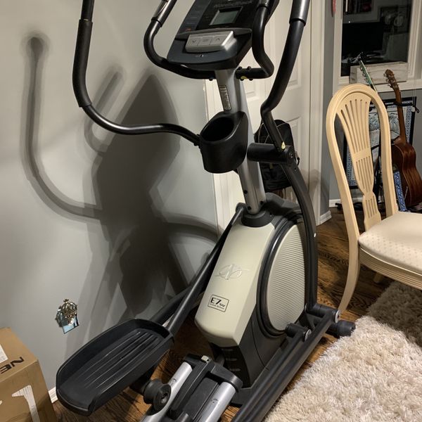 Nordic Track E7 SV Front drive Elliptical for Sale in Bothell, WA OfferUp