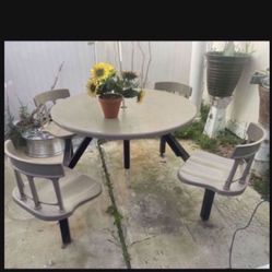 Heavy Duty Outdoors Patio Table W 4 Chairs Metal Fiberglass 