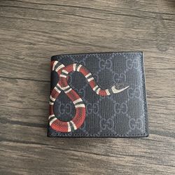 Gucci GG Supreme Snake Wallet Black
