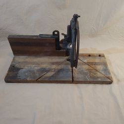  Miter Box ( Vintage Perfection)