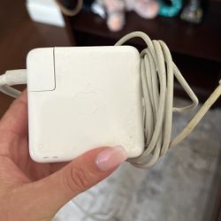 APPLE 45W MagSafe 2 power Charger And Extension Chord Adapter 