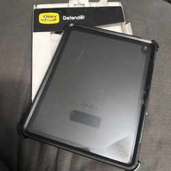 NEW OtterBox Defender Series Case for iPad Air 13-inch (M3) & (M2) - Black, Rugged, Durable, Multi-Layer