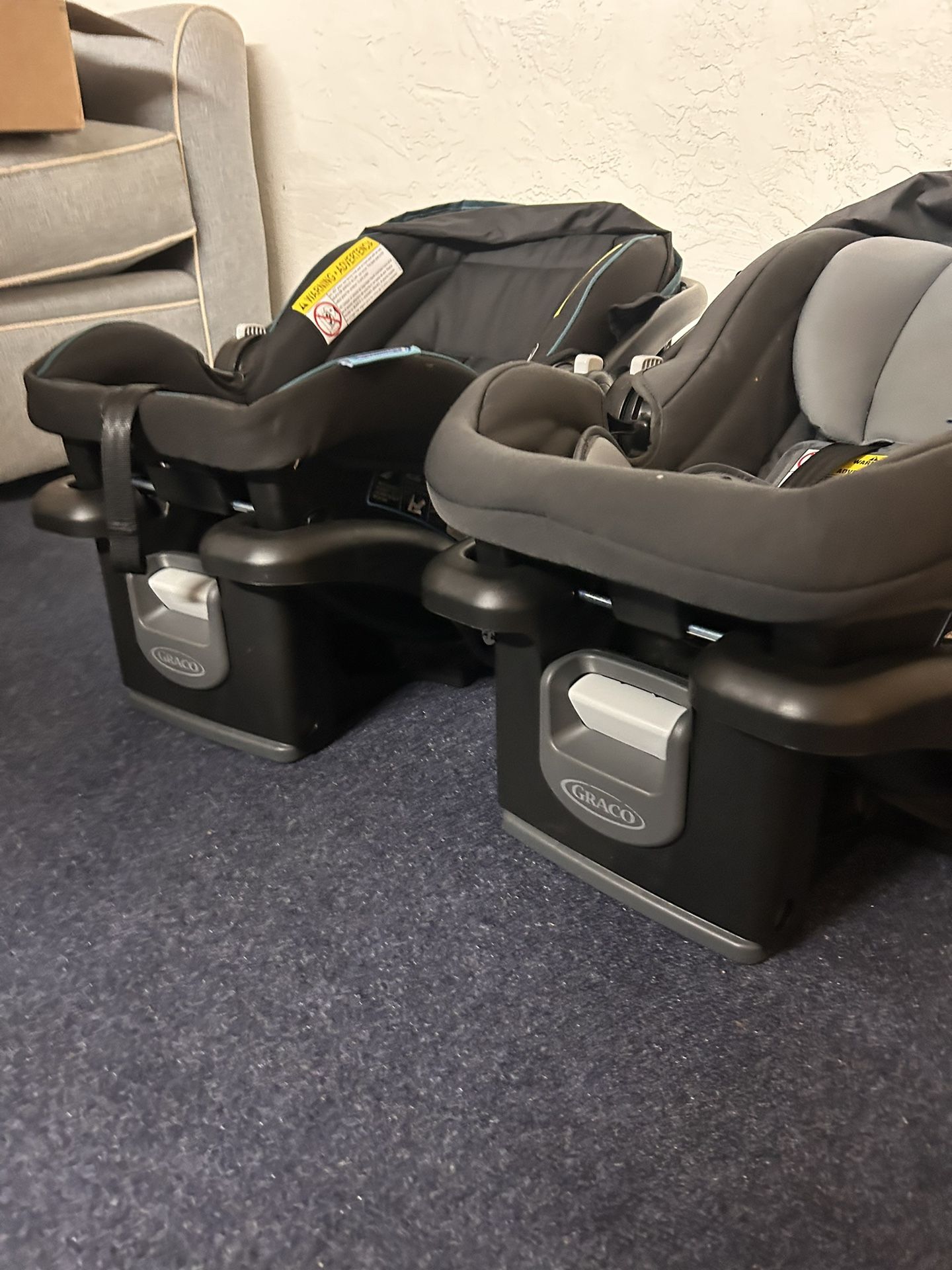 Great GRACO CAR SEATS
