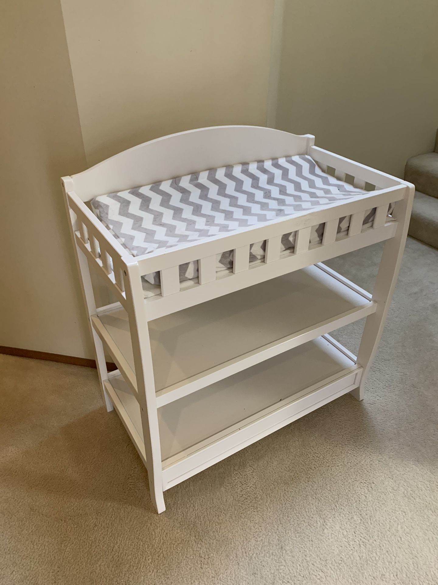 Changing Table _ikea 