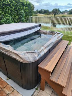 🚨BRAND NEW HYDRO SPA JACUZZI   