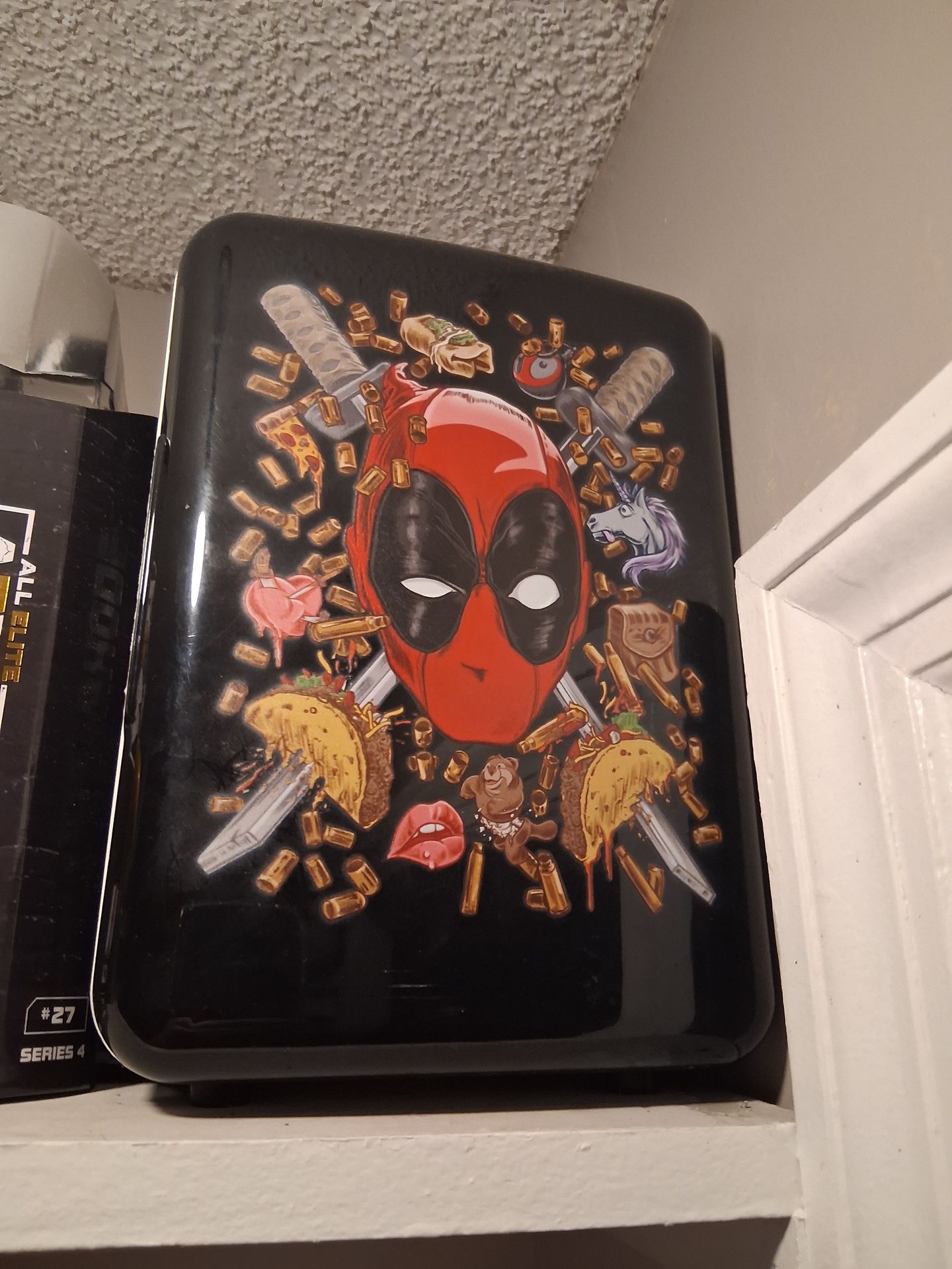 Deadpool 6 can micro fridge