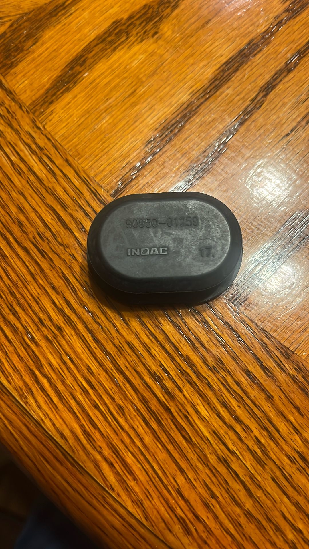 Toyota 90(contact info removed)9 Plug, Hole