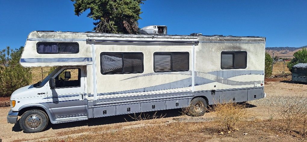 1998 Ford Tioga fleetwood