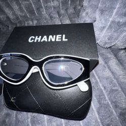 Black CC Sunglasses White Trim