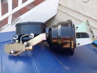 Brake booster and master cylinder