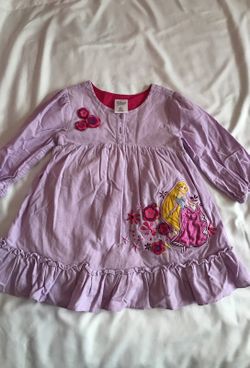 Disney store dress very cute size 4! Super cute washed but not used! OBO!