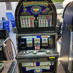 IGT SLOT MACHINE (Diamond Five)