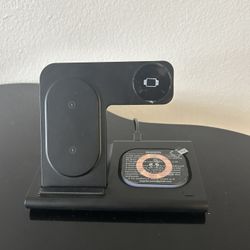 iPhone, AirPods, Apple Watch Charger