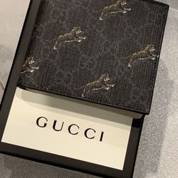 Men’s Gucci Wallet