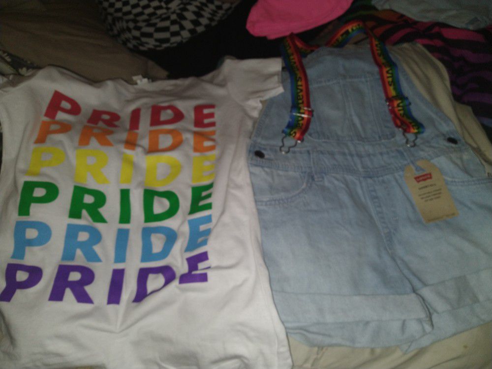 Levi Overalls / Pride Shirt 14/16