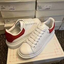 Alexander McQueen 