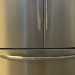 Frigidaire Refrigerator Three -doors 70 high  by 36 Wide like new Works Perfectly we are located at 1216 Hartford Turnpike Vernon CT