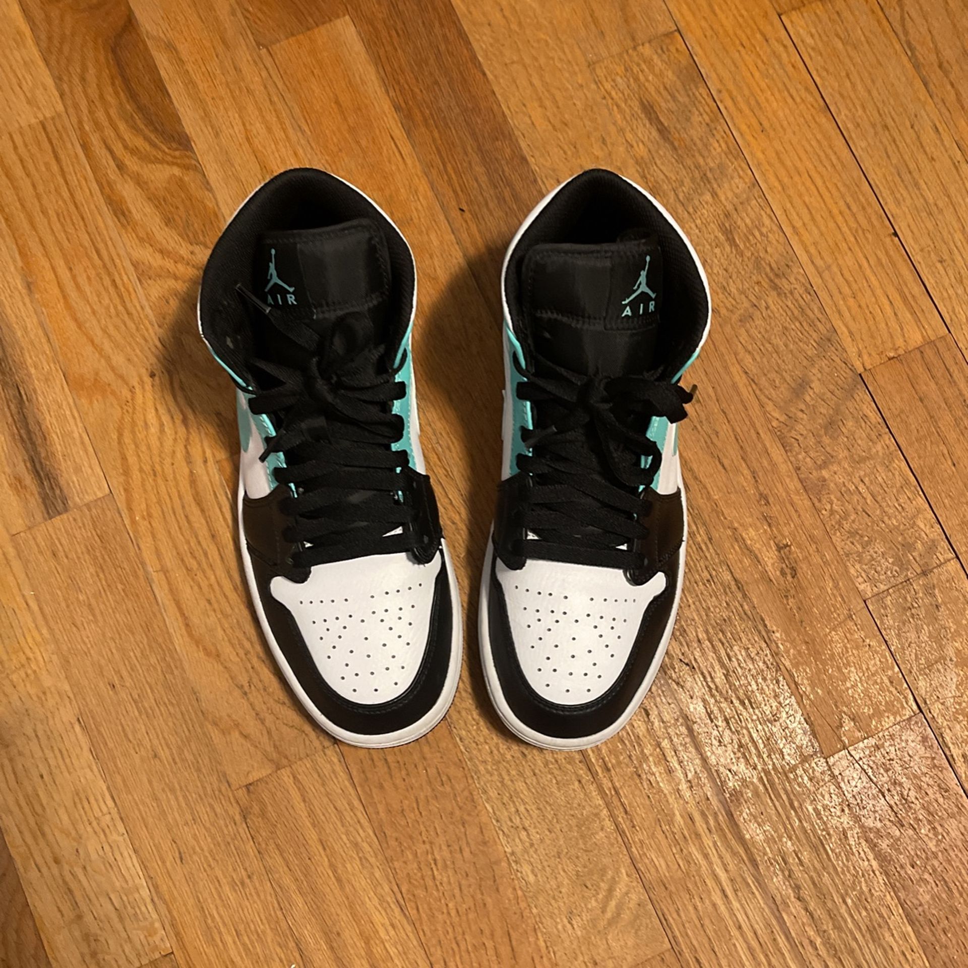 Jordan 1 Tropical Twist Size 9