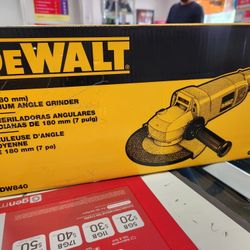 Dewalt 7" 13 Amp Angle Grinder