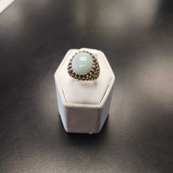 10 Karat Yellow Gold 6.3 G Ring Size 5