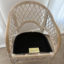 4 Matching Vintage Rattan Chairs