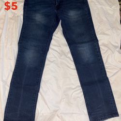 Men’s Jeans; Levi’s 541; Dark Blue; 29w x 32l (L146)