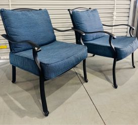 Hampton Bay outdoor patio chairs