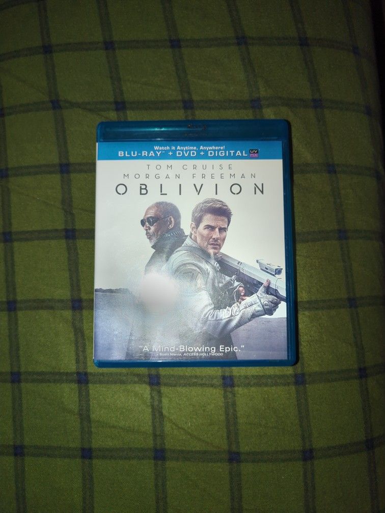 OBLIVION Blu-Ray Disc & Dvd